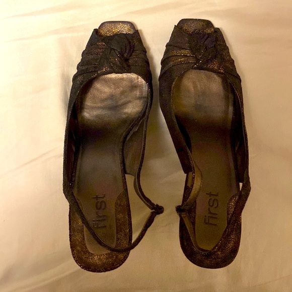 Comfortable sling back heels - Picture 1 of 3